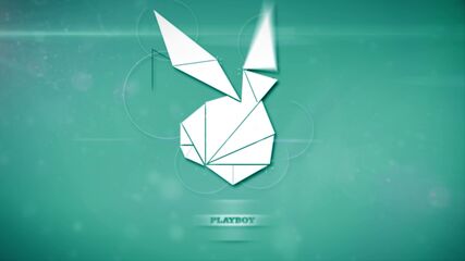 Hot Babes Take Off Together